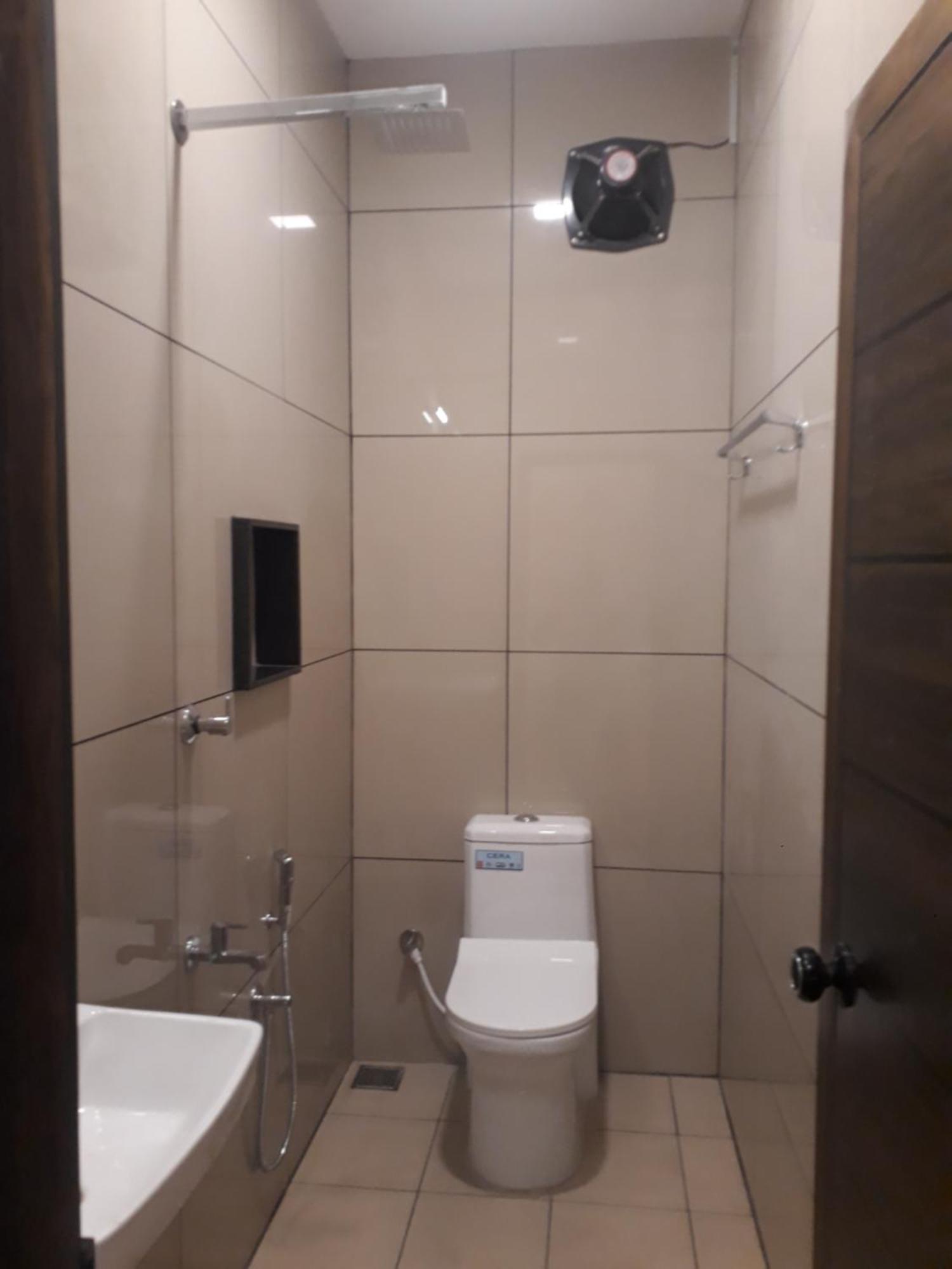 Cosycove Hostel Kochi Εξωτερικό φωτογραφία